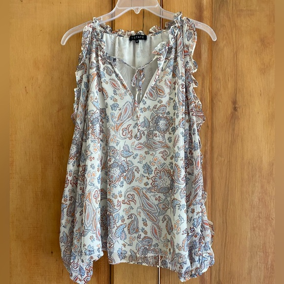 Paisley print 1 State top. - Picture 1 of 3